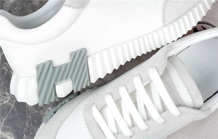 H**me5 Bouncing Sneaker White For Women
