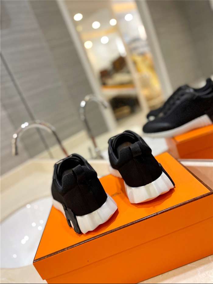 H**me5 Bouncing Sneaker Black For Women