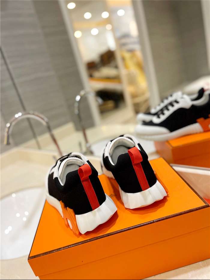 H**me5 Bouncing Sneaker Black For Women