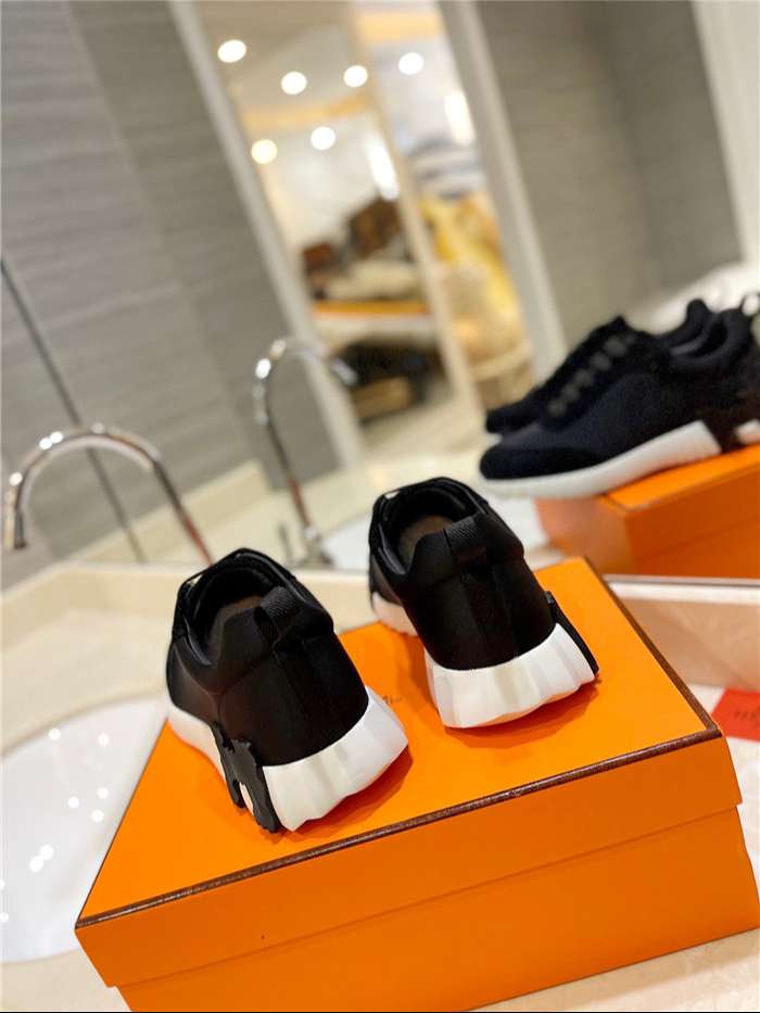 H**me5 Bouncing Sneaker Black For Women