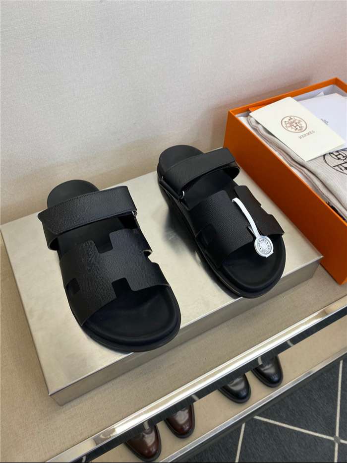 H**me5 Chypre Sandal Black For Women