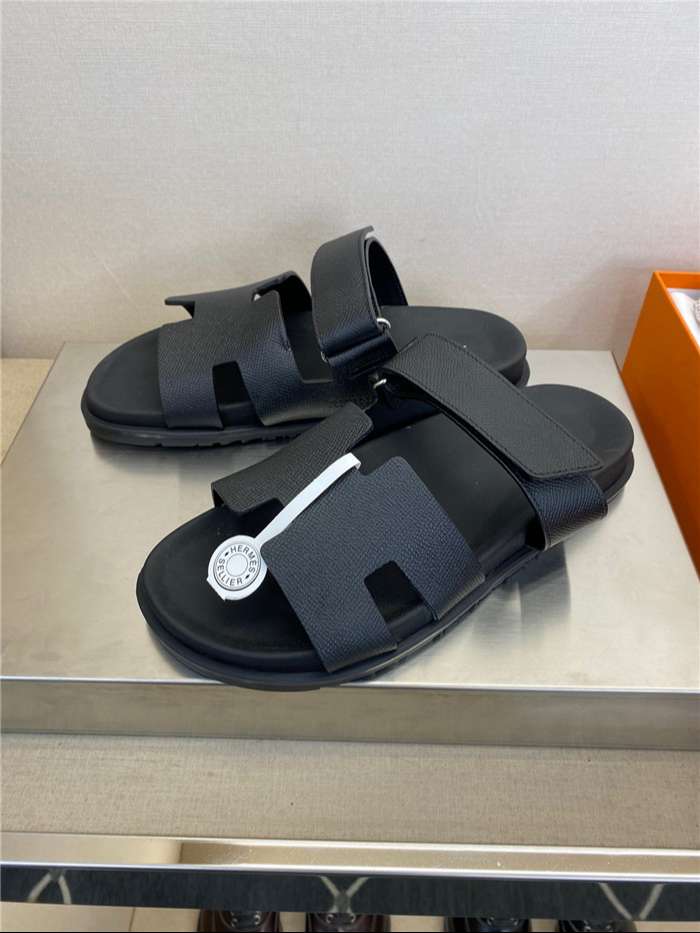 H**me5 Chypre Sandal Black For Women