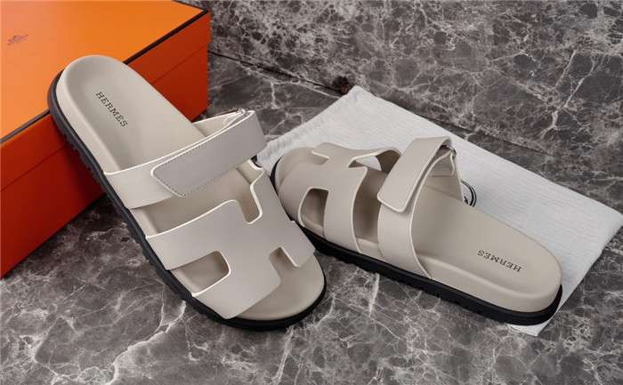 H**me5 Chypre Sandal Grey For Women