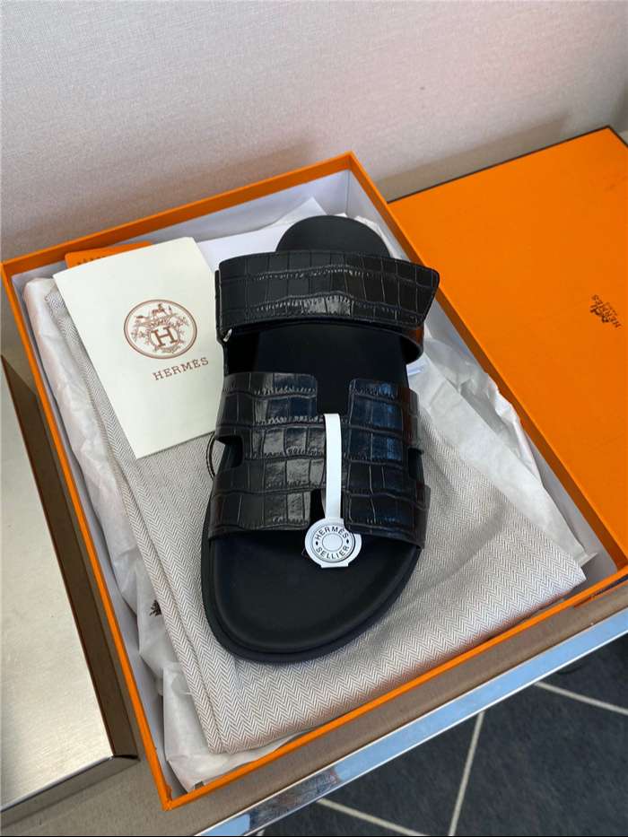 H**me5 Chypre Sandal Black For Women