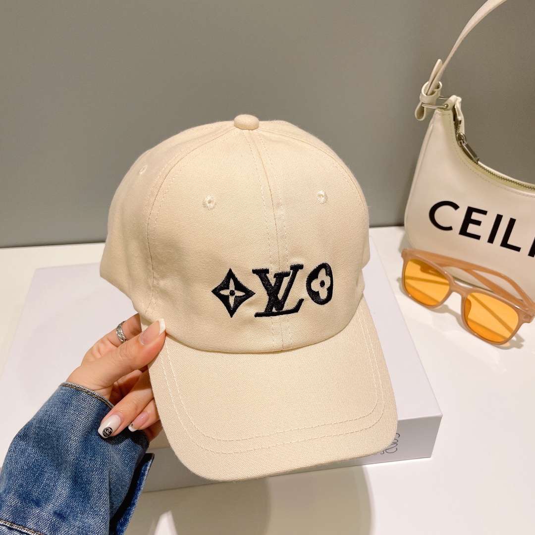 L0vis Vvtt0n Baseball Cap Cream For Men