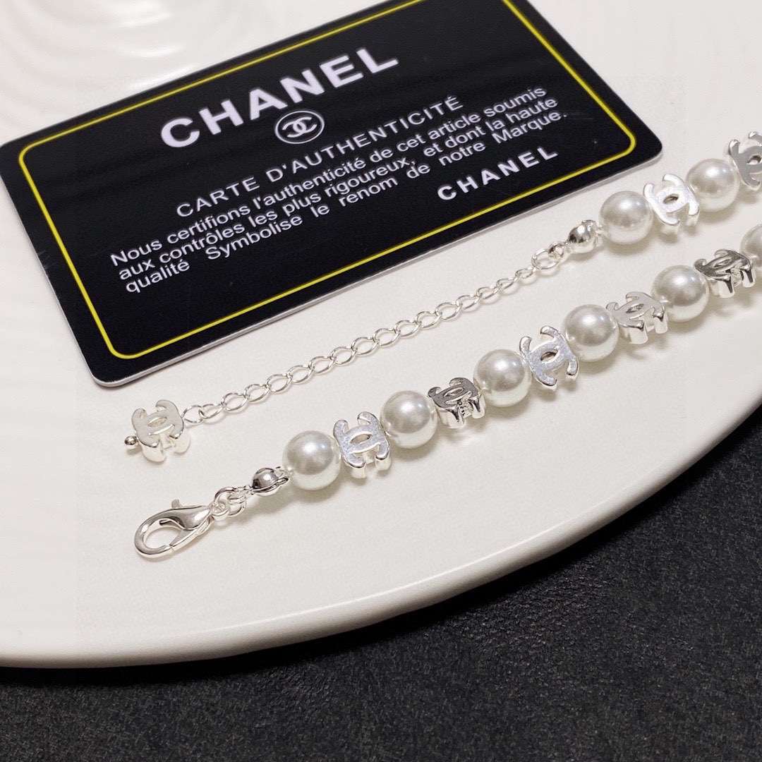 Ch**el CC Pearl Necklace White For Women