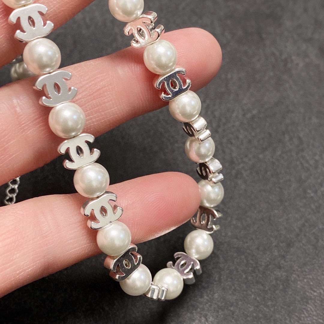 Ch**el CC Pearl Necklace White For Women