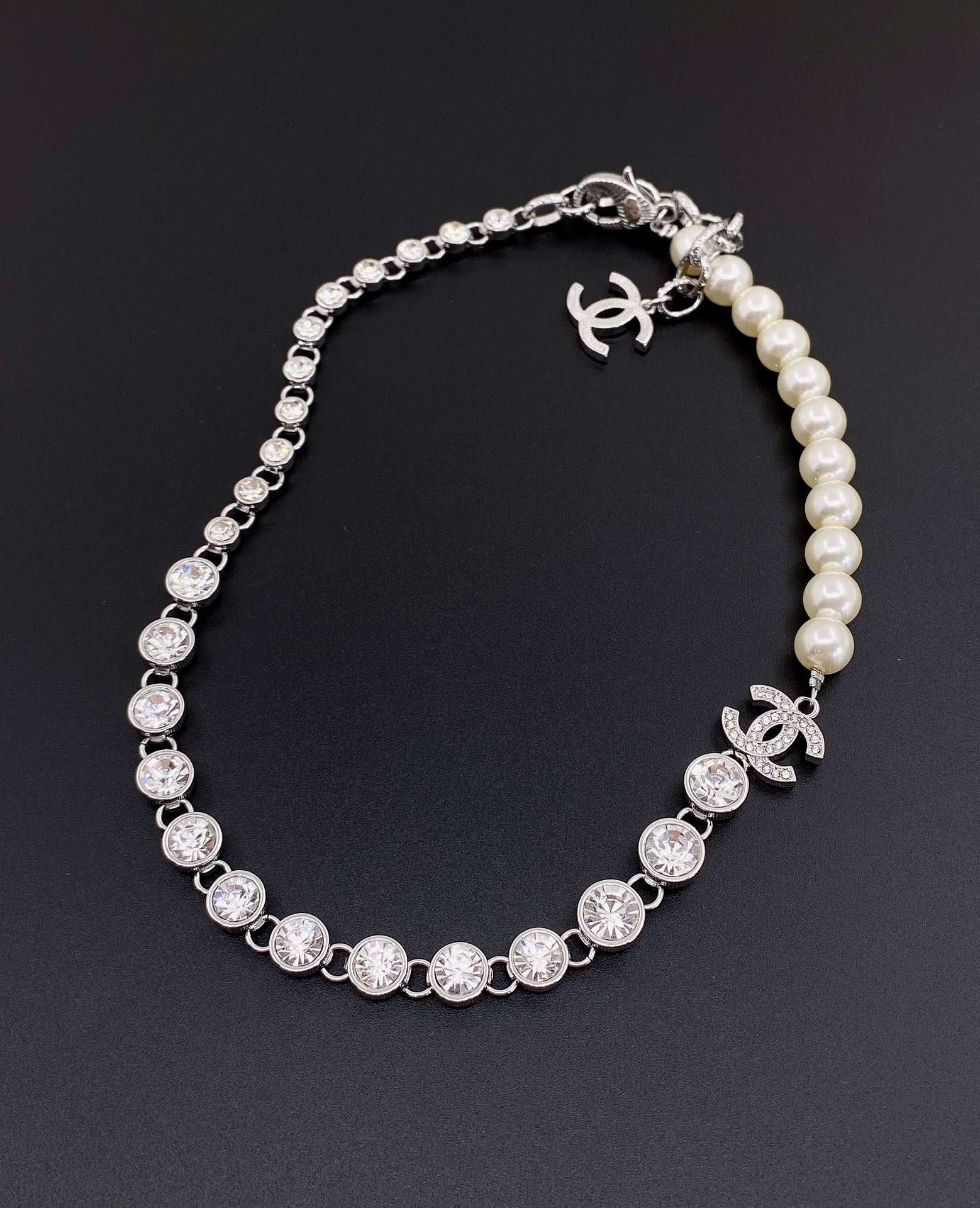 Ch**el Chain Pearl Necklace White For Women
