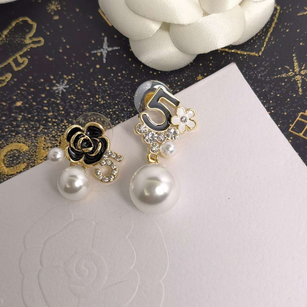 Ch**el Flower Pearl Earrings White For Women