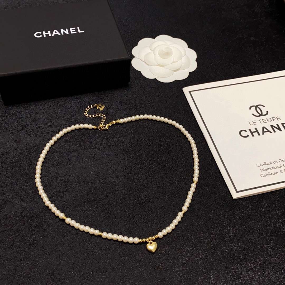 Ch**el Heart Pearl Necklace White For Women