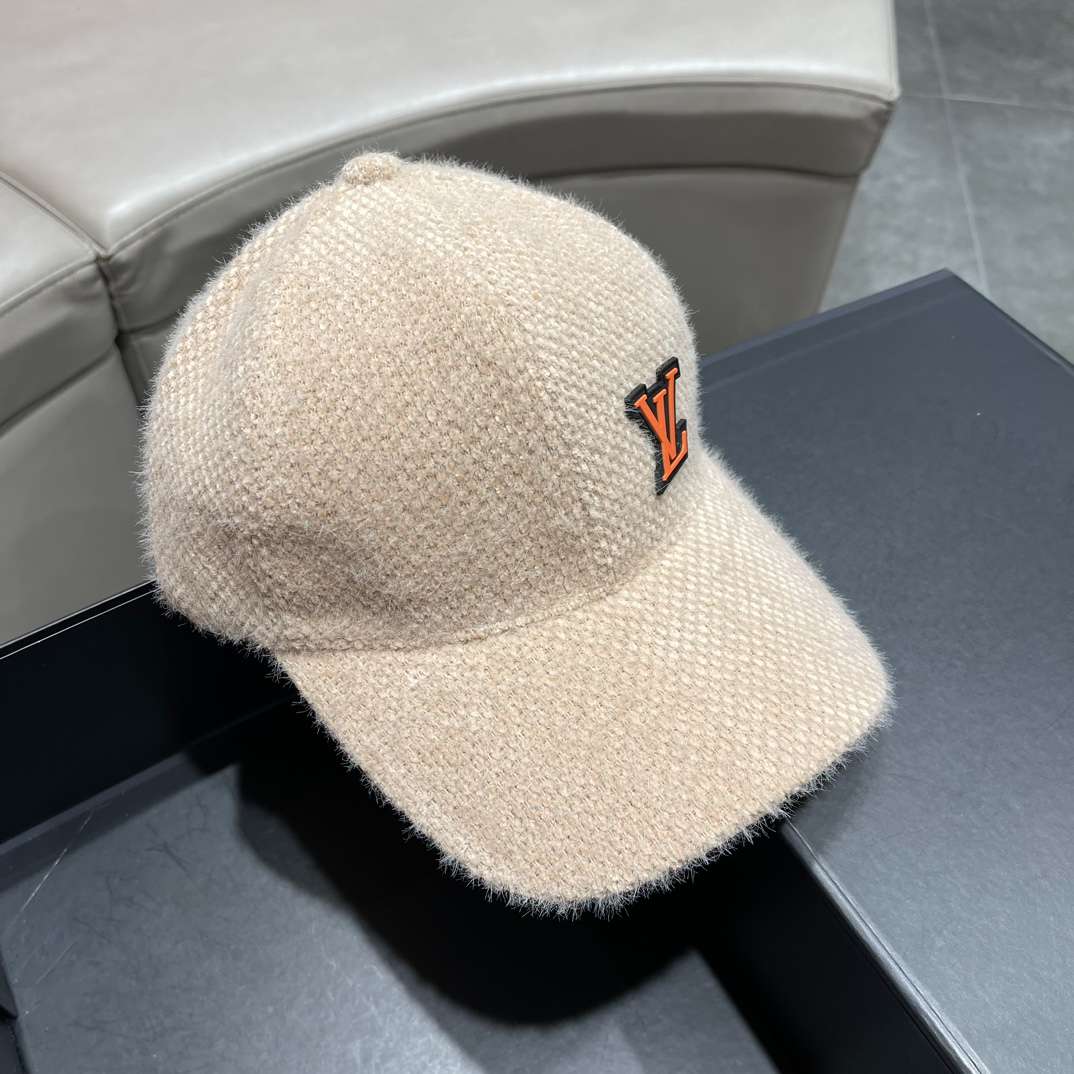 L0vis Vvtt0n Corduroy Cap Beige For Women