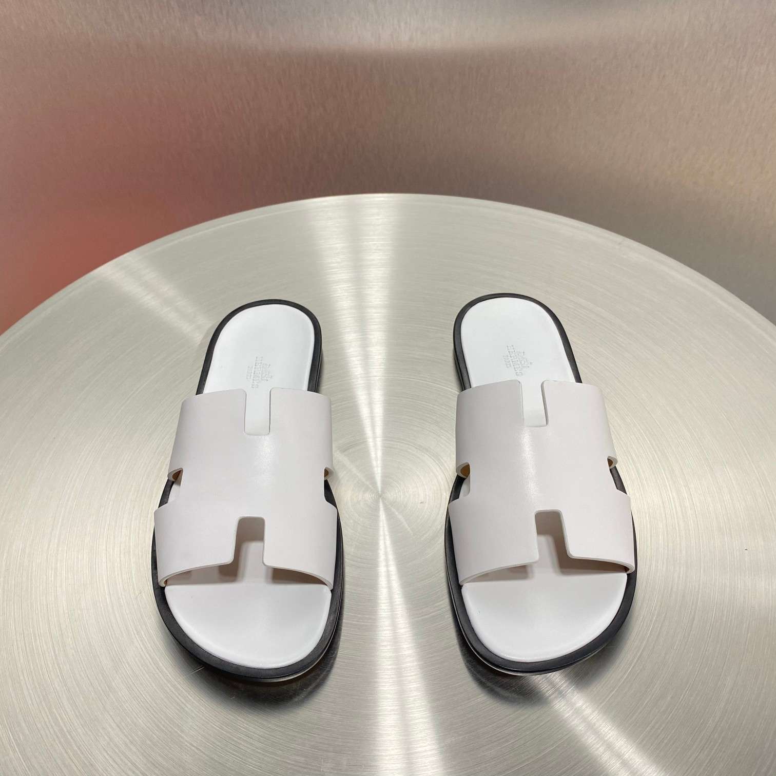 H**me5 Oran Sandal White For Men