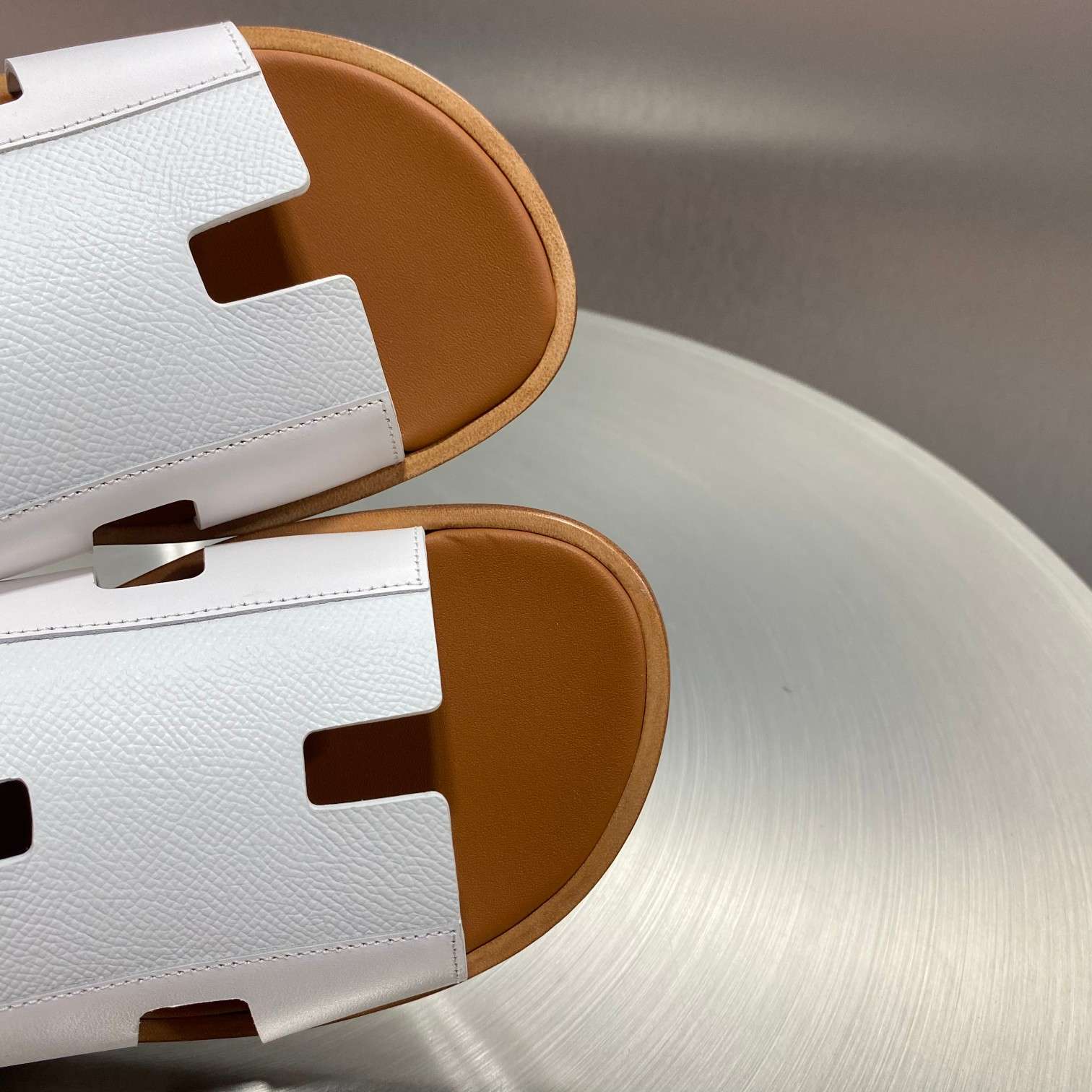 H**me5 Oran Sandal White For Men