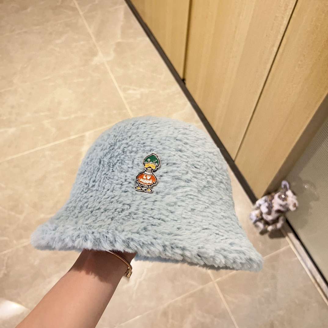 L0vis Vvtt0n Duck Beanie LV Light Blue For Women