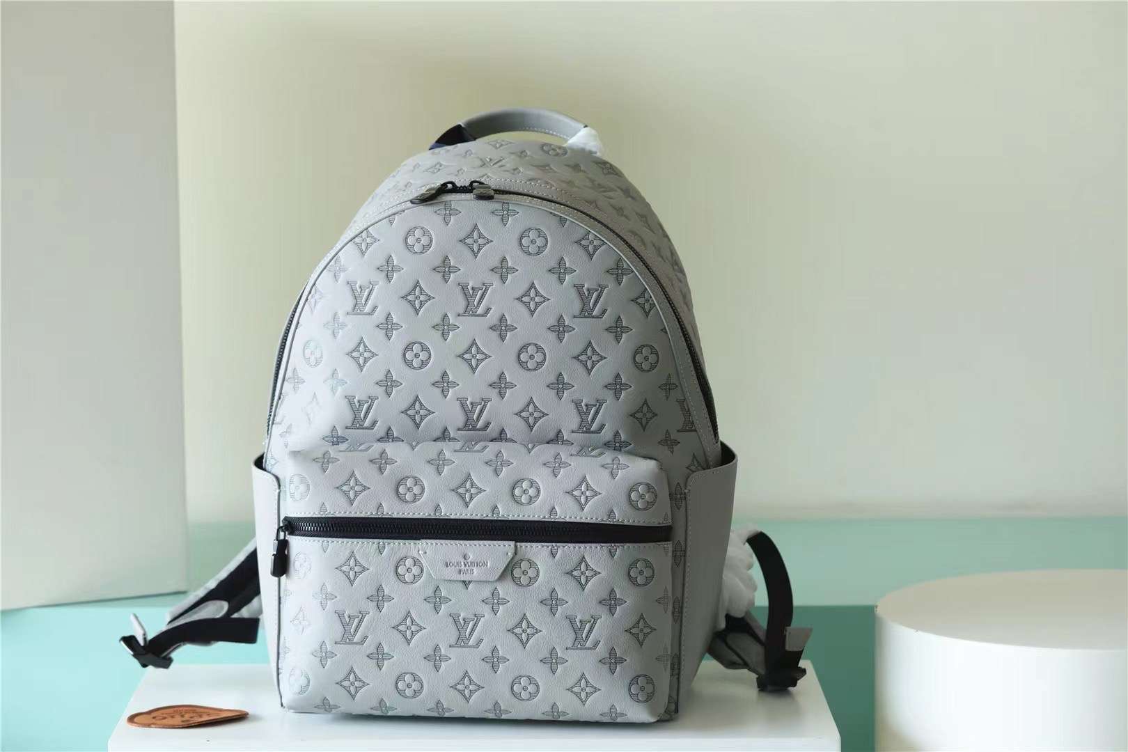 [True-to-ORIGINAL] L0vis Vvtt0n Discovery Backpack Grey For Men 11.4in/29cm