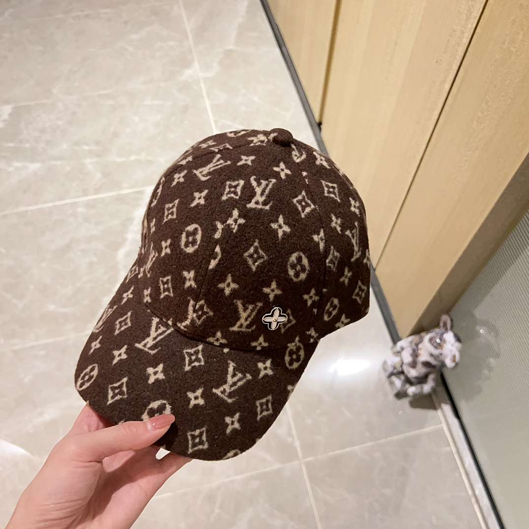 L0vis Vvtt0n Monogram Pattern Cap Brown For Women