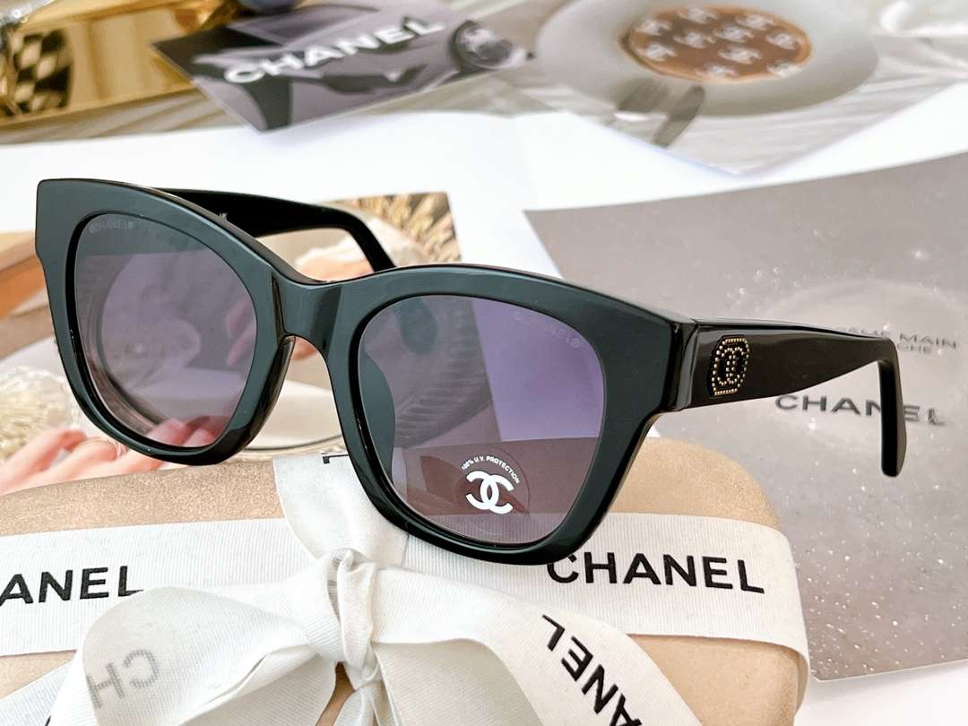 Ch**el Cat Eye Frame Sunglasses Black For Women