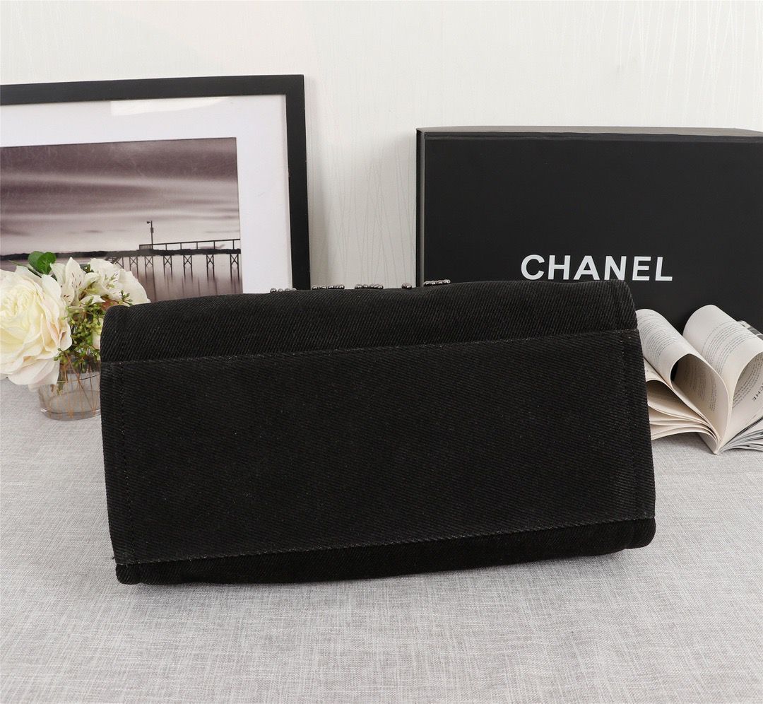 Ch**el Large Deauville Pearl Tote Bag Black For Women 15in/38cm A66941