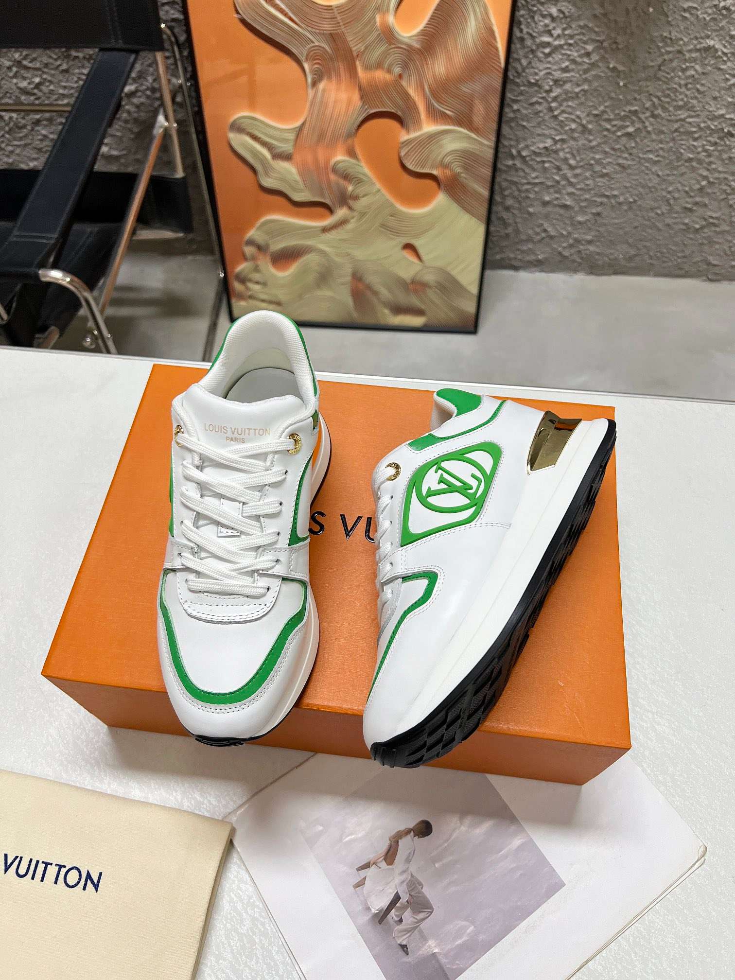 L0vis Vvtt0n Neo Run Away Sneaker White For Women