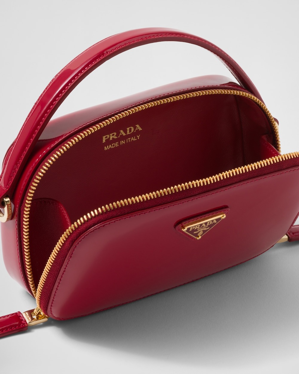 Pra*a Odette Patent Leather Mini-Bag Cherry Red For Women 1BH206_069_F0E06_V_OVM – 6.8 Inches / 17.5 Cm