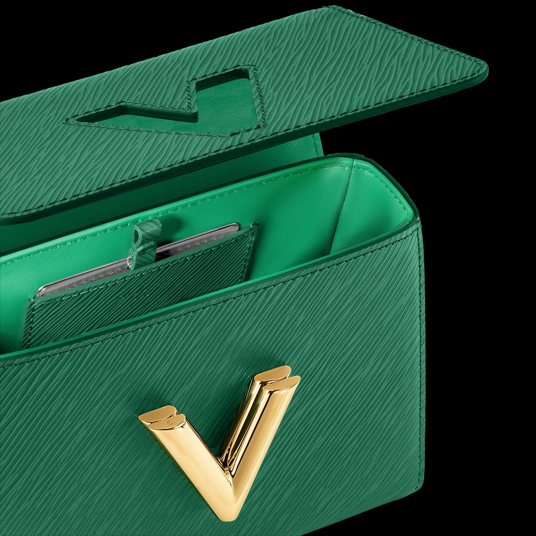 L0vis Vvtt0n Twist PM Green Bag For Women M21649- 7.5 Inches / 19 Cm