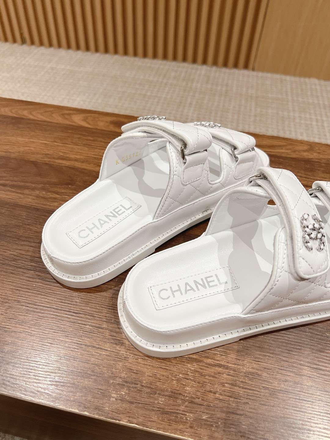 Ch**el Sandals With Ch**el Logo White For Women