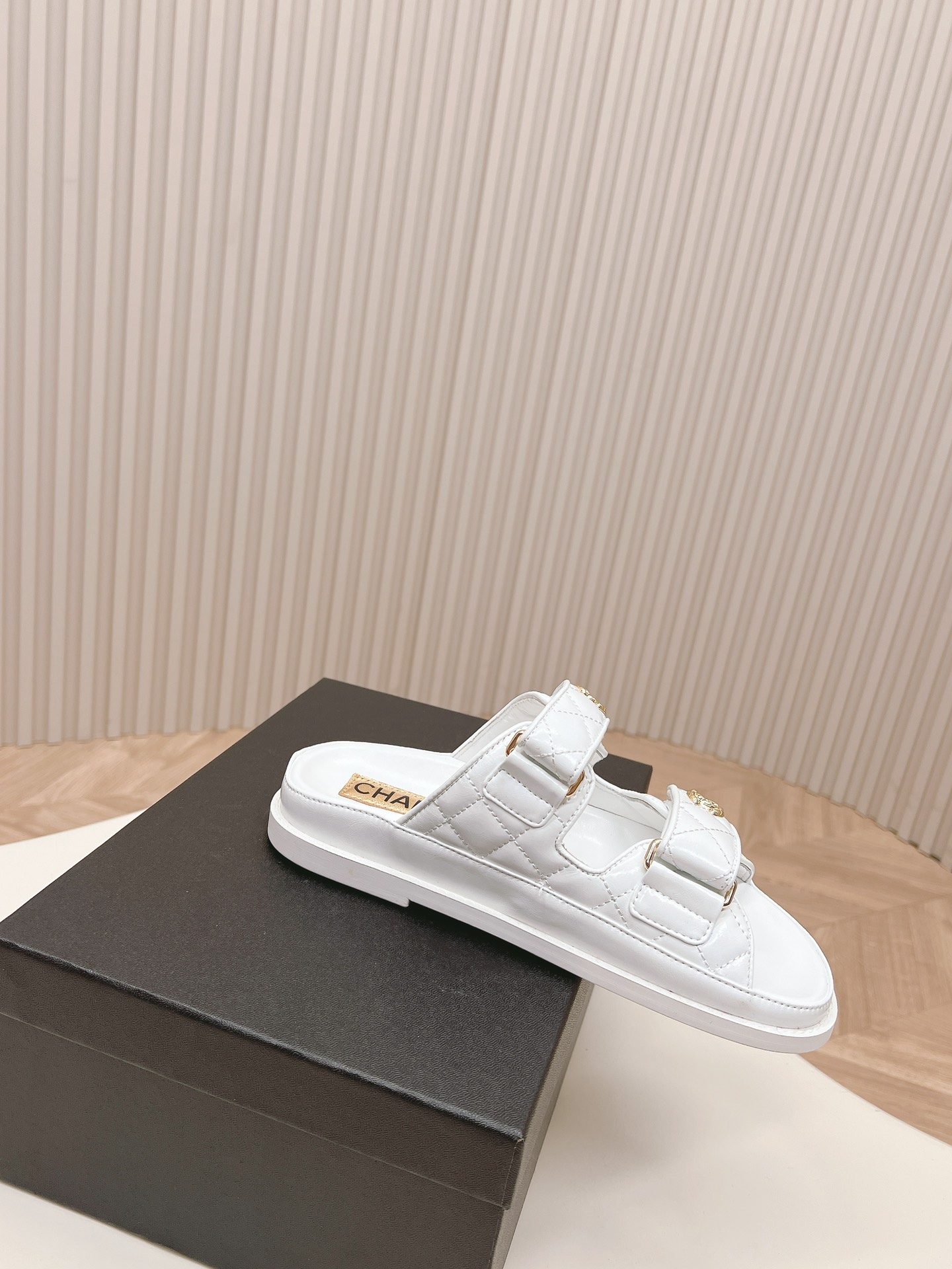 Ch**el Sandals With Ch**el Logo White For Women