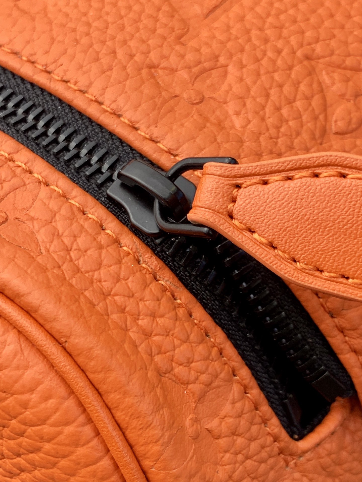 L0vis Vvtt0n Dopp Kit Orange 28cm/ 11 in