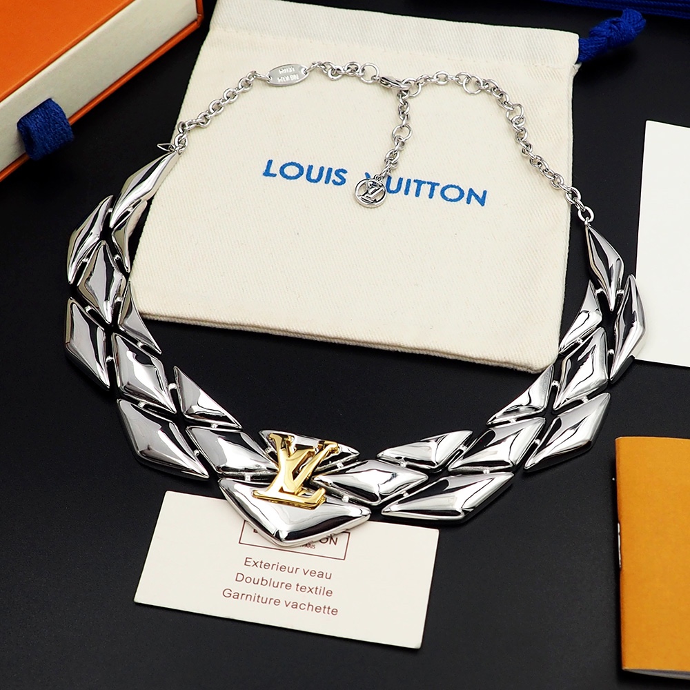 L0vis Vvtt0n Donkey Necklace Silver For Women