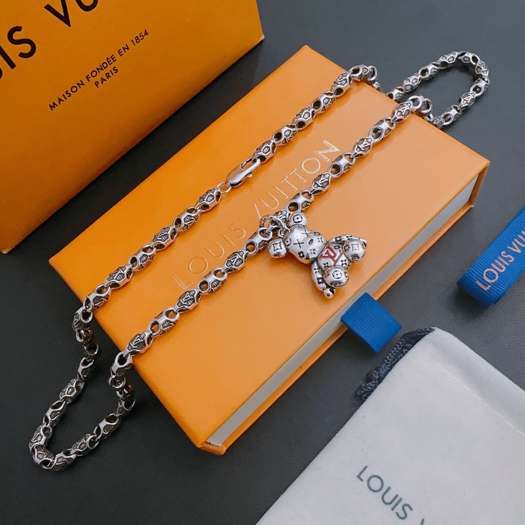 L0vis Vvtt0n Bear Necklace Silver For Women