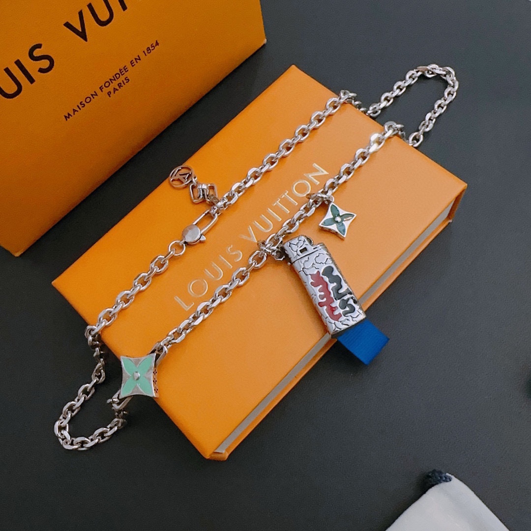 L0vis Vvtt0n Necklace Silver For Women
