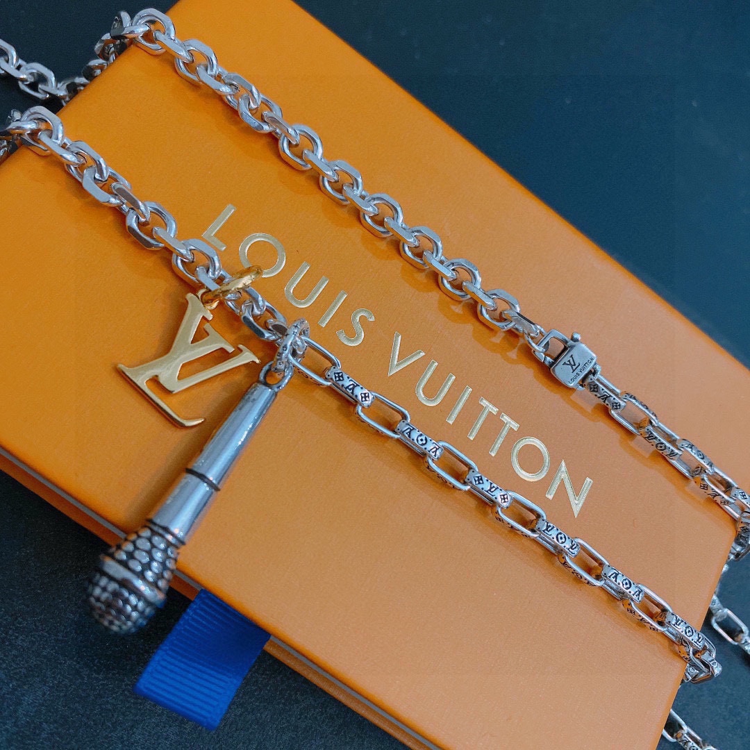 L0vis Vvtt0n Necklace Silver For Women