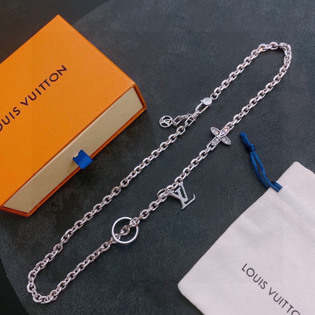 L0vis Vvtt0n Necklace Silver For Women