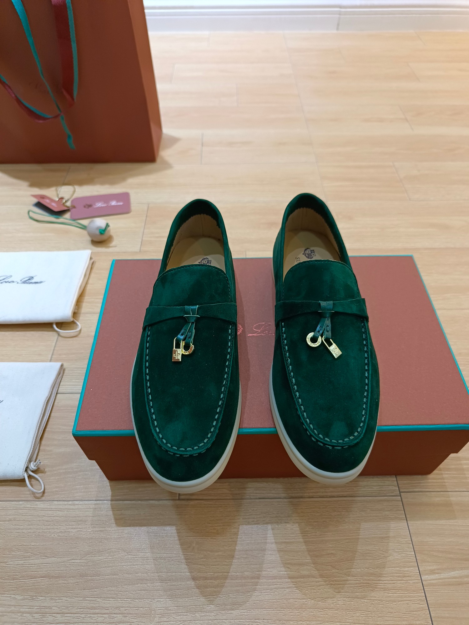 L0r0 P1ana Summer Charms Walk Loafers Green For Women – FAE5444 50RT