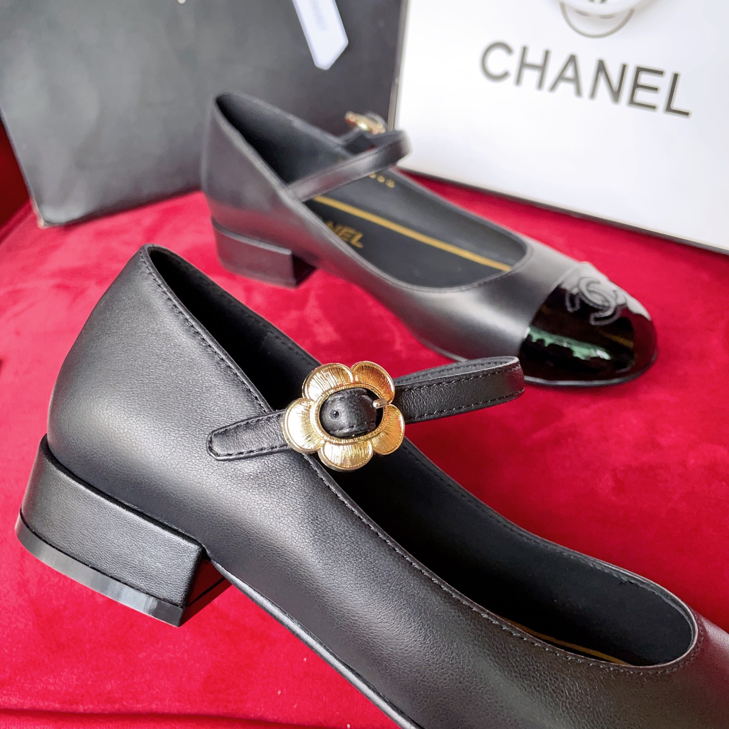Ch**el Pumps Black For Women