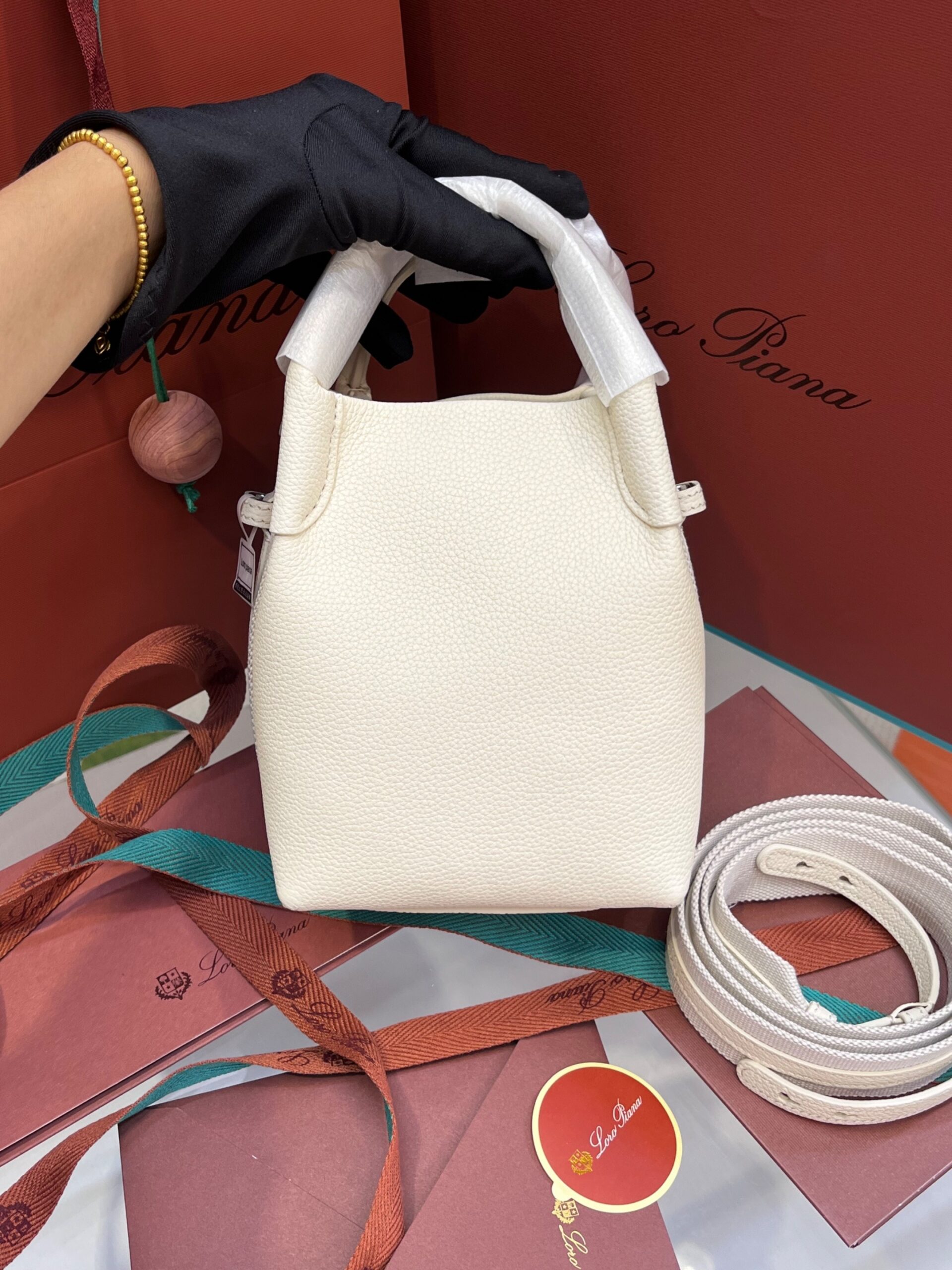 [True-to-ORIGINAL] Loro Small Bale Whisper White Bag For Women 17cm/6.7 – FAN8964(1615)
