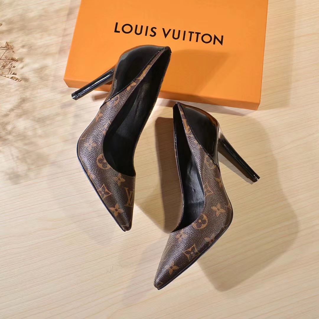L0vis Vvtt0n Cherie Pump Brown For Women 10cm/3.9in 1A4W3Z