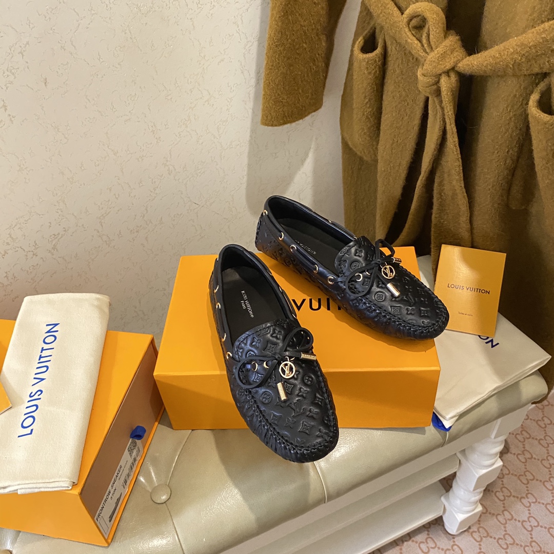 L0vis Vvtt0n Gloria Flat Loafer Black For Women 1A658D