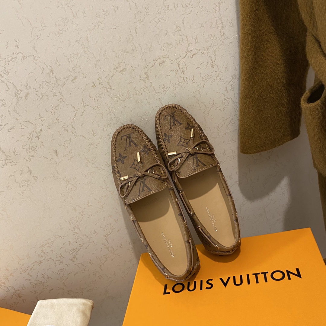 L0vis Vvtt0n Gloria Flat Loafer Brown For Women