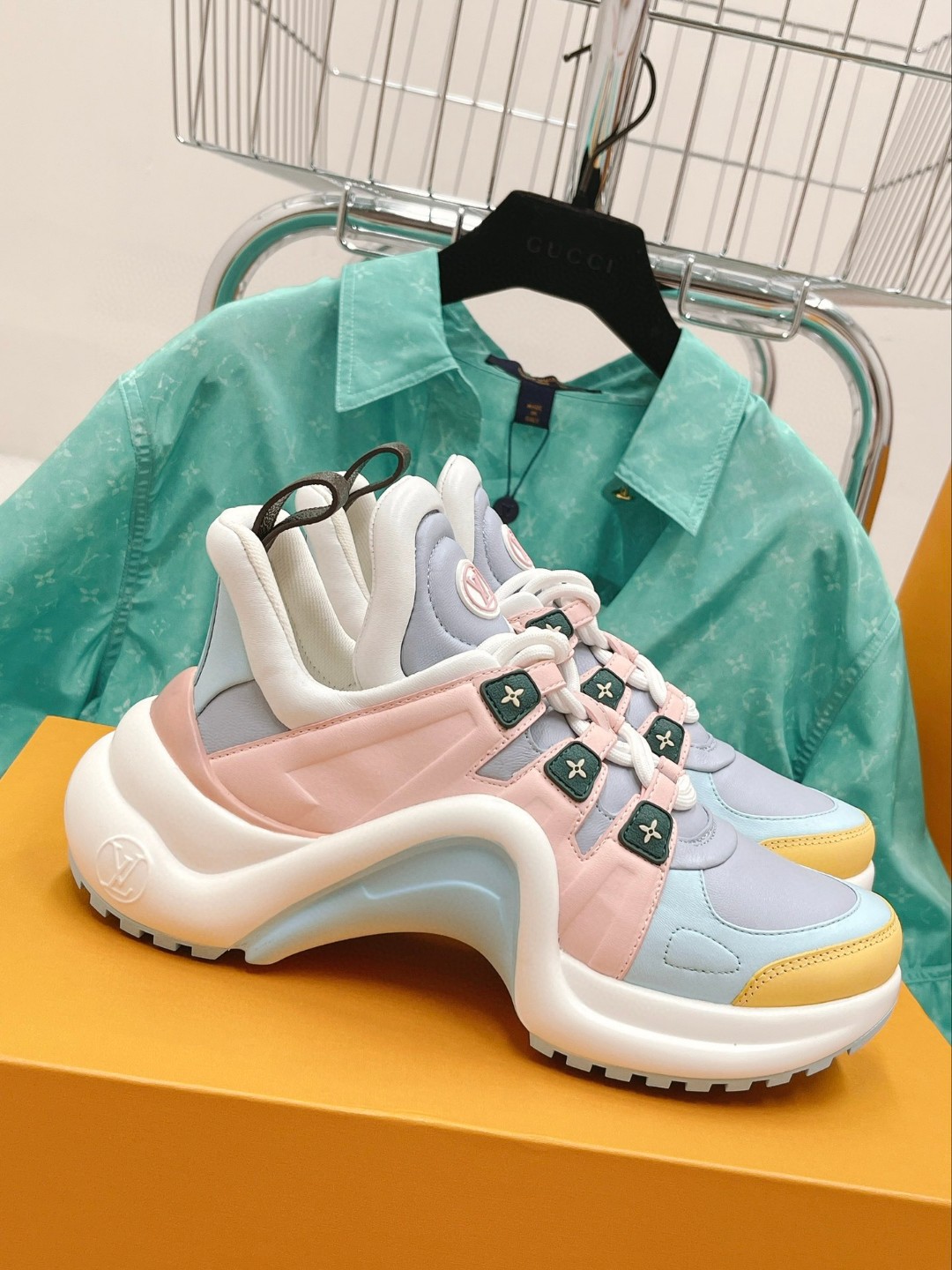 L0vis Vvtt0n LV Archlight Sneaker Multicolor For Women