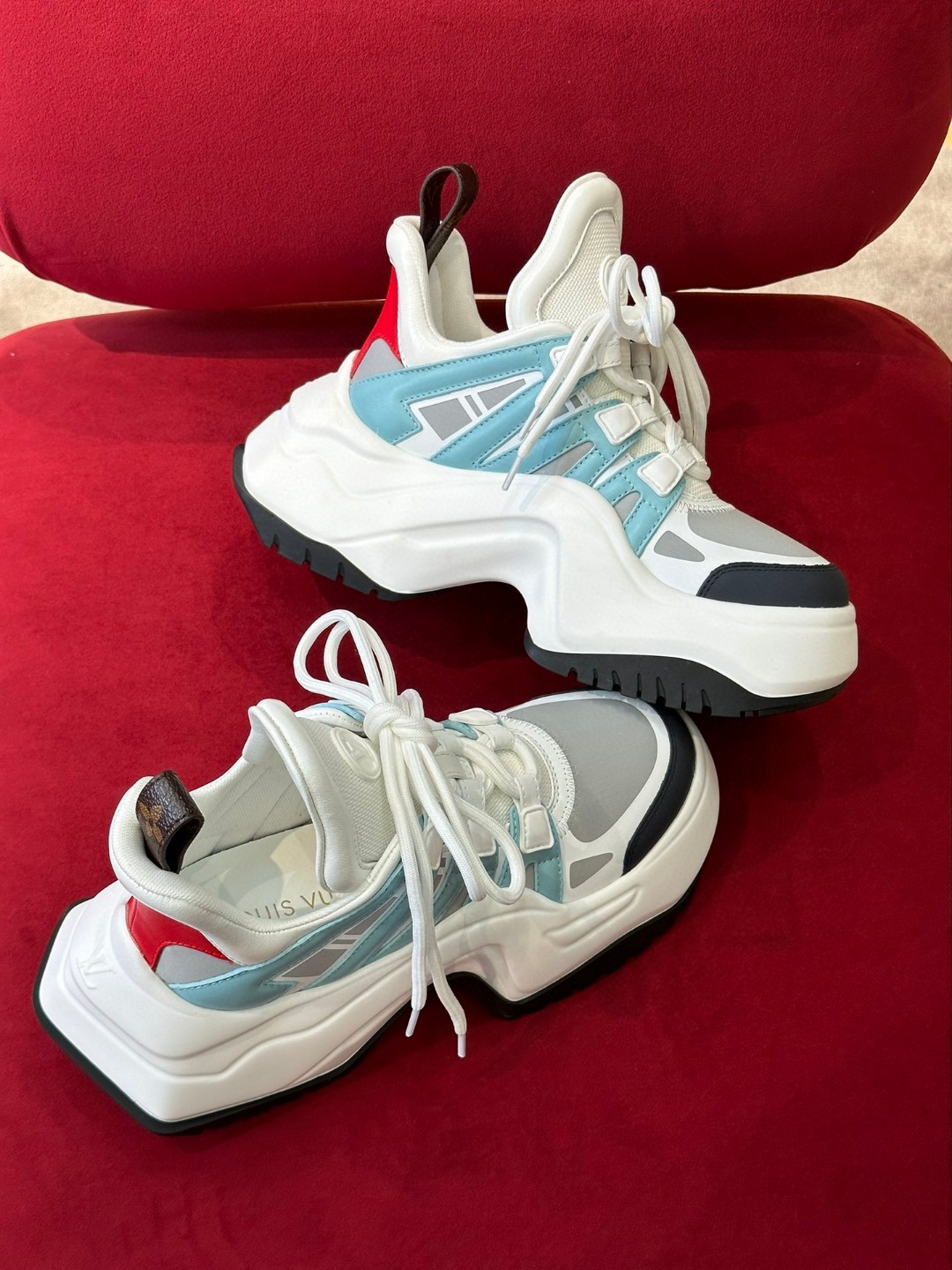 L0vis Vvtt0n LV Archlight Sneaker Multicolor For Women