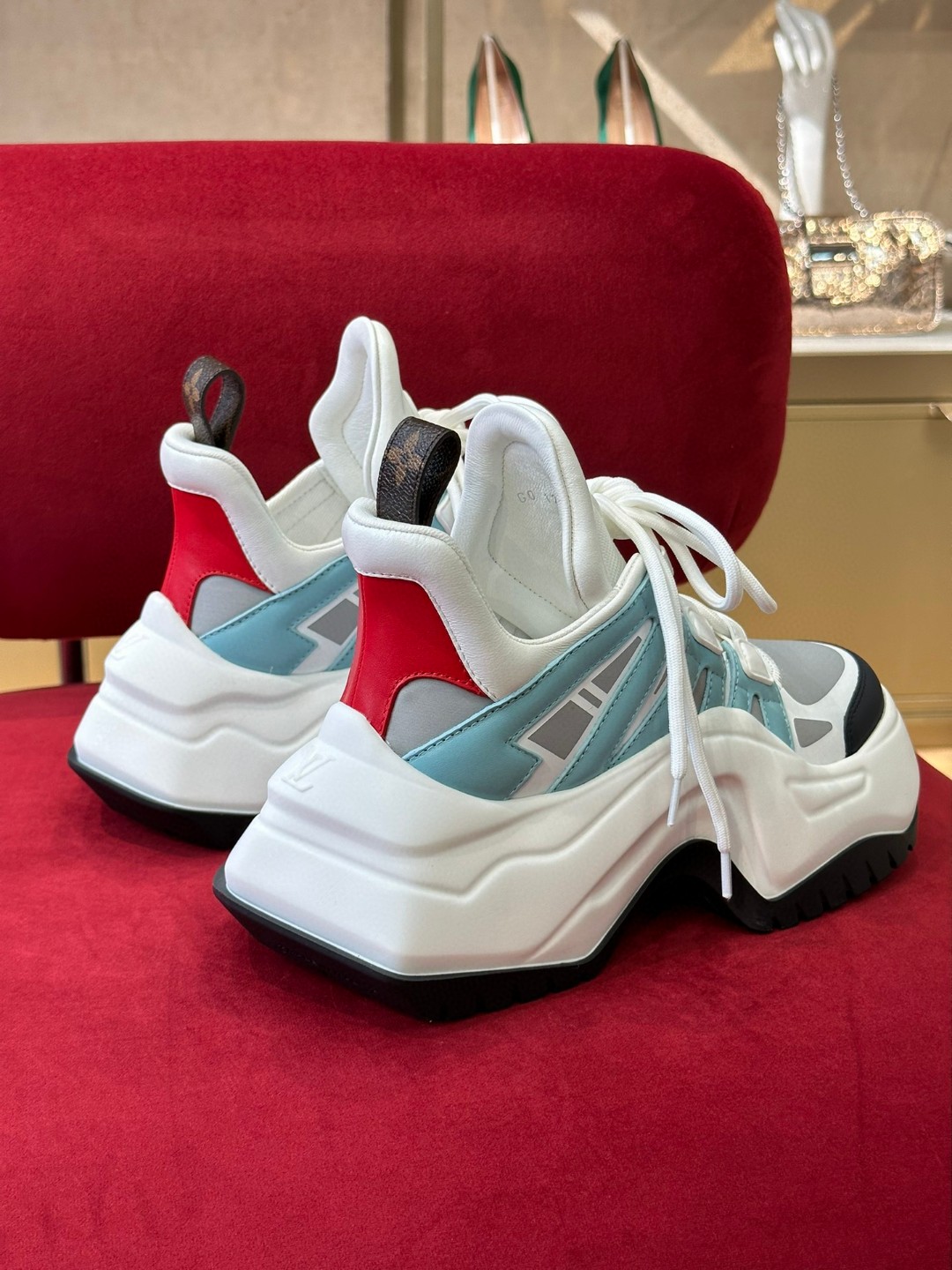 L0vis Vvtt0n LV Archlight Sneaker Multicolor For Women