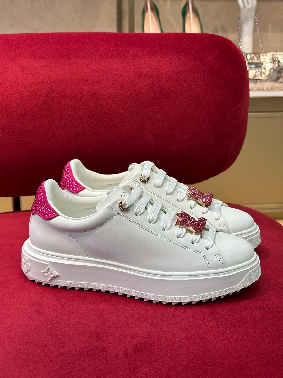 L0vis Vvtt0n Time Out Sneaker Pink For Women