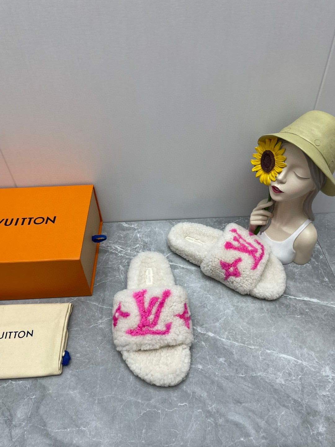 L0vis Vvtt0n Paseo Flat Comfort Mule Pink For Women