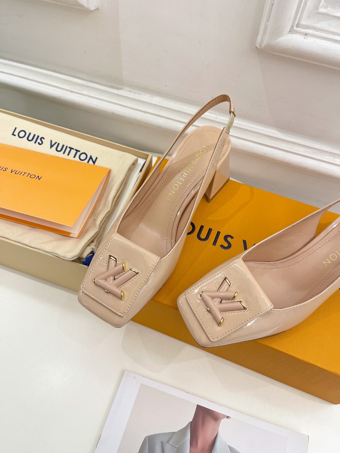 L0vis Vvtt0n Shake Slingback Pump Beige For Women