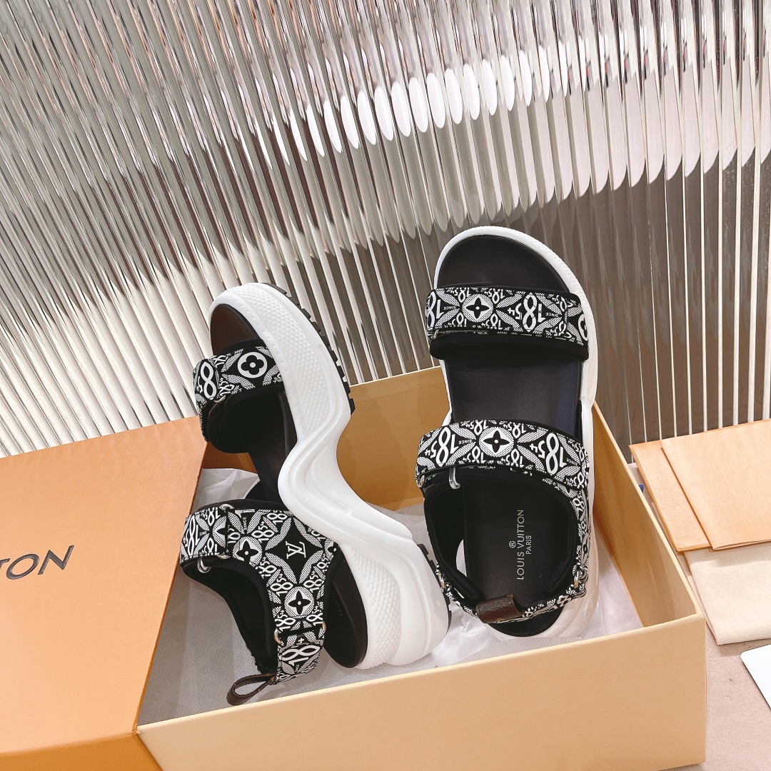 L0vis Vvtt0n Women’s LV Archlight Flat Sandal Black For Women LV