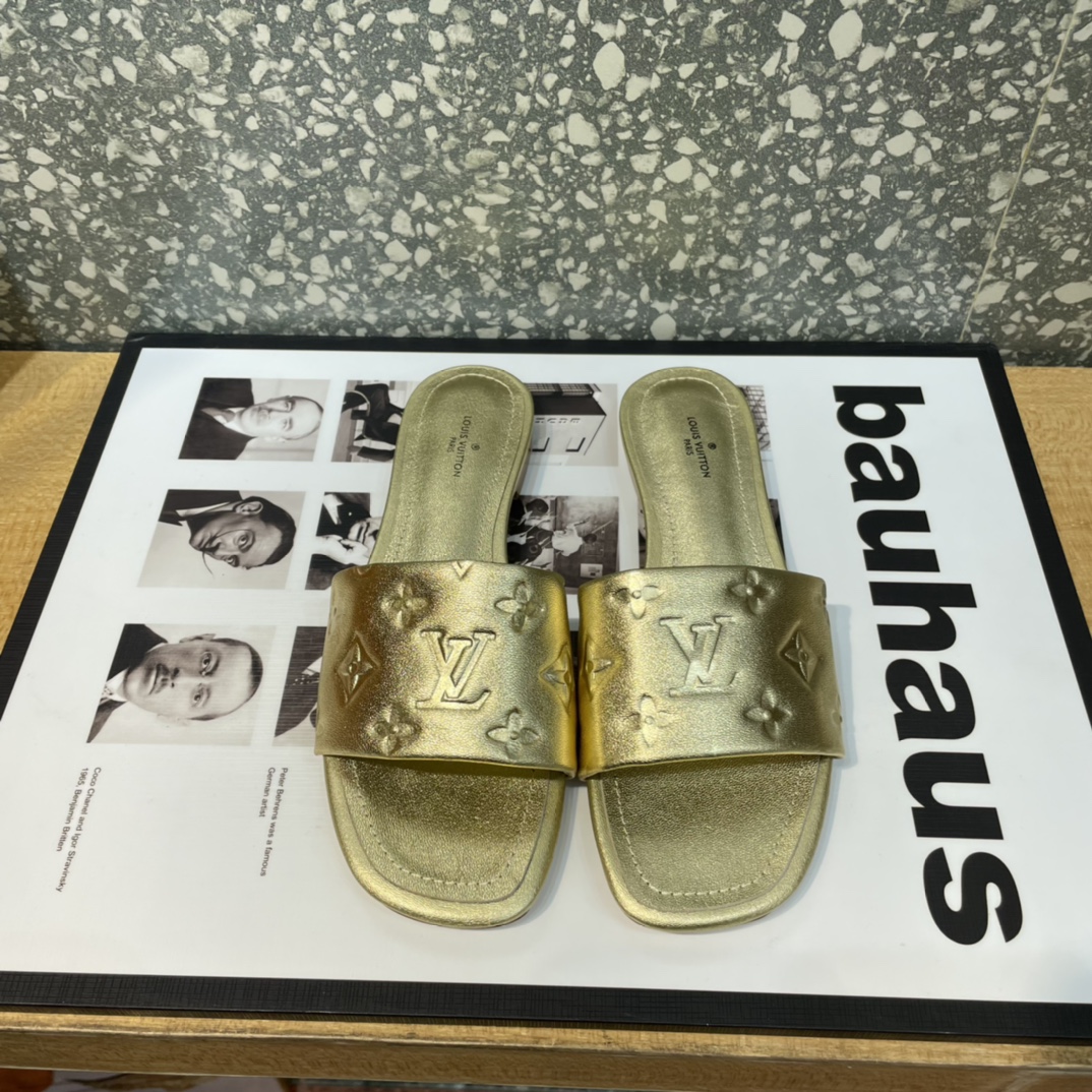 L0vis Vvtt0n Women’s Revival Flat Mule Gold For Women LV 1A9QKC