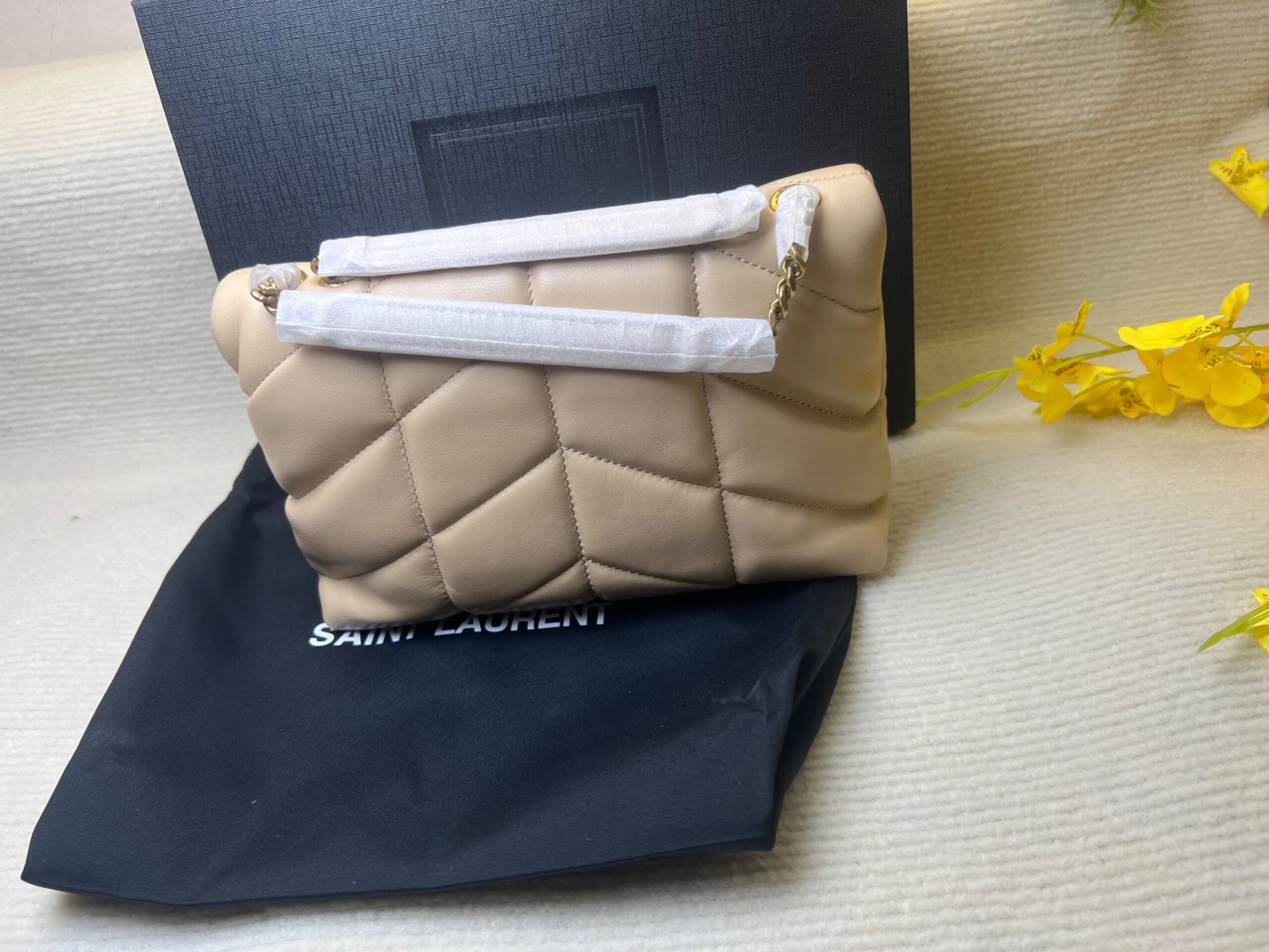 [True-to-ORIGINAL] Sa1nt Lau*nt Toy Puffer Dark Beige For Women 23cm/9cm – 7593371EL072721