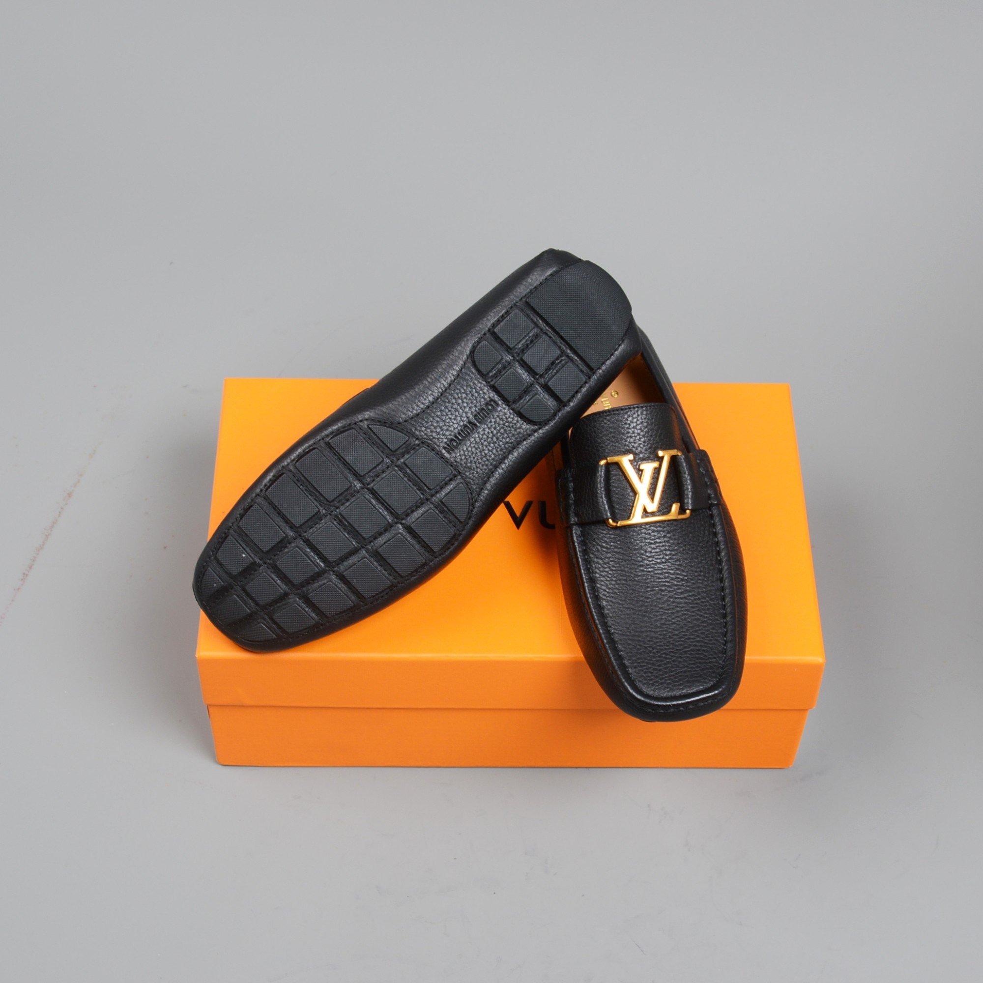 L0vis Vvtt0n Monte Carlo Mocassin Black For Men LV