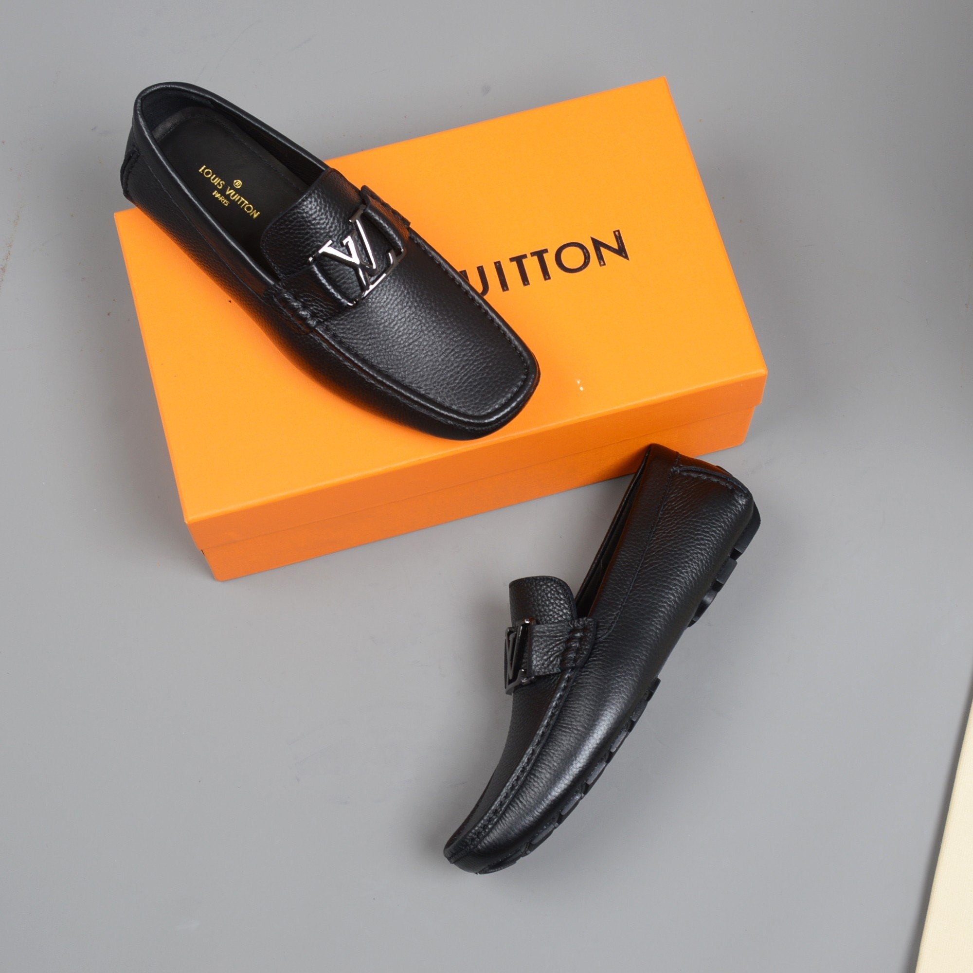 L0vis Vvtt0n Monte Carlo Mocassin Black For Men LV